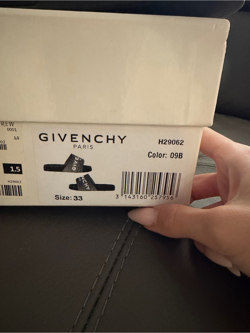 Givenchy Slides - Picture 4 of 5